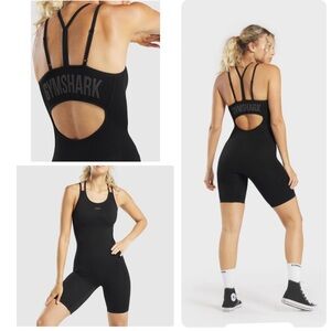 GYMSHARK Flex All In One Black Bodysuit Romper Shorts Cut Out Back Size Medium